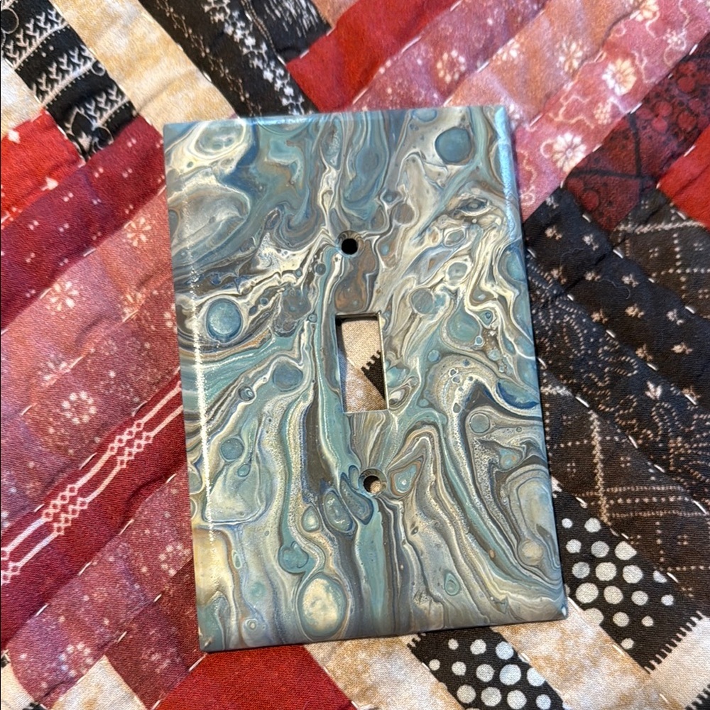Swirled Light Switch Cover